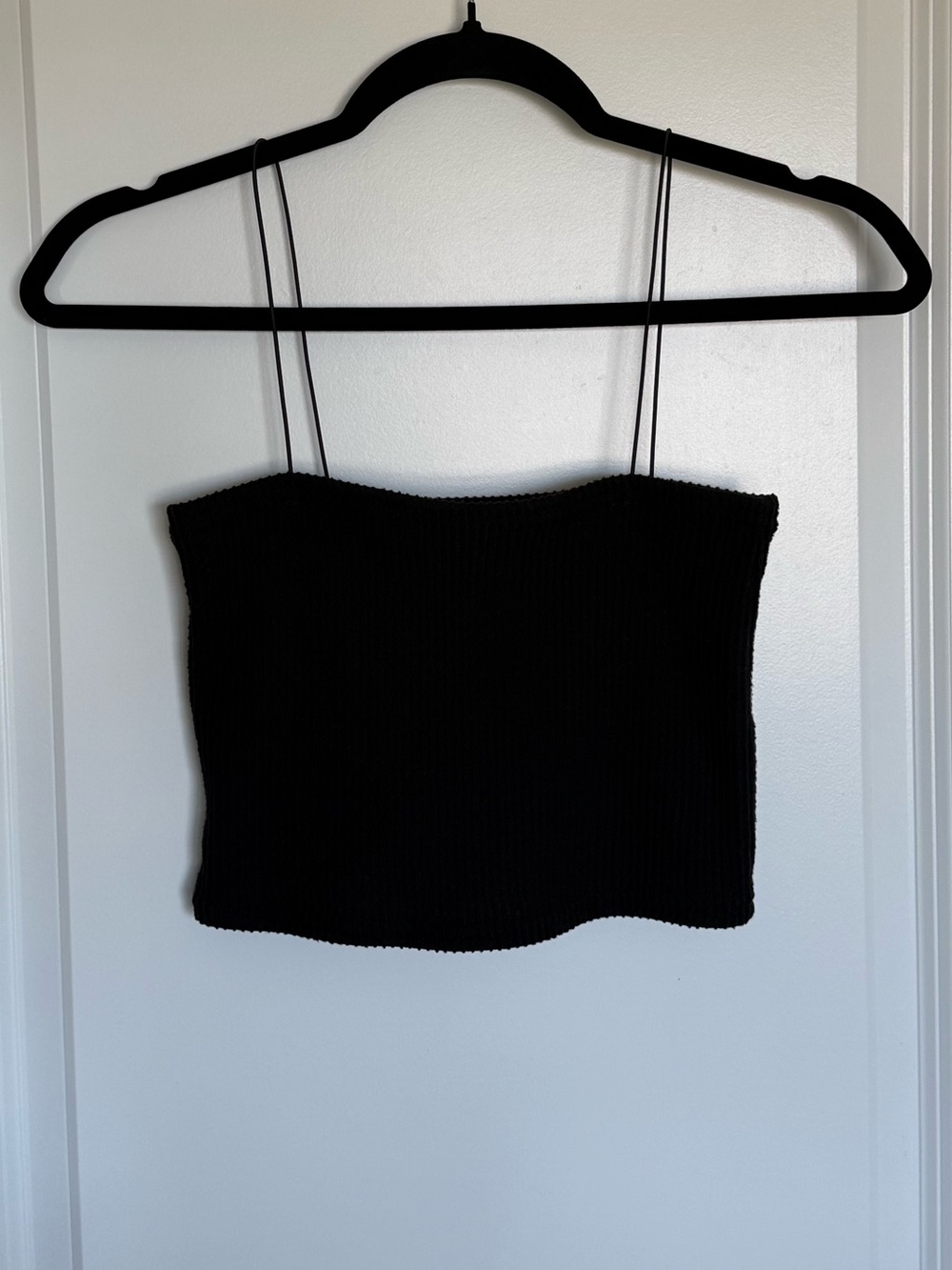 Black Ribbed Cropped Tube Top With Thin Spaghetti Straps